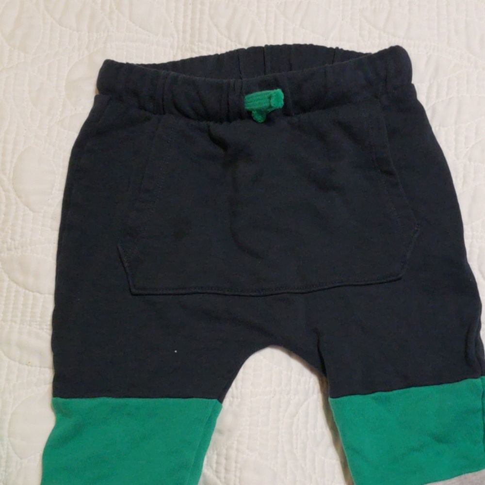 Matching set - Picture 2 of 3